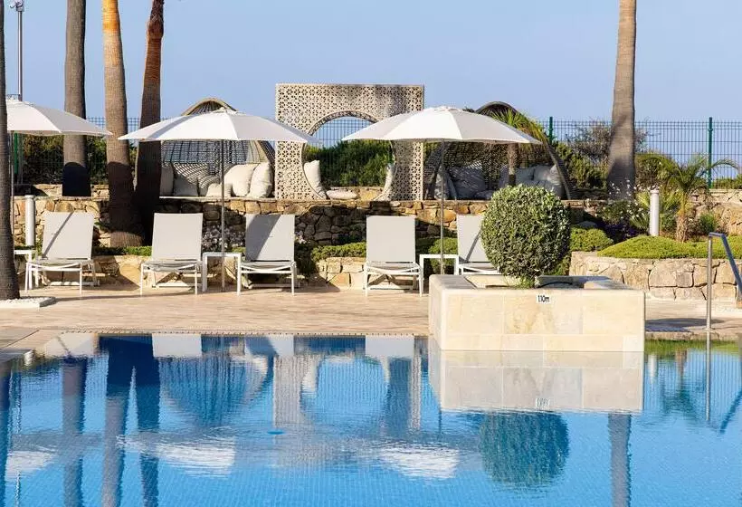 Hipotels Barrosa Palace & Spa
