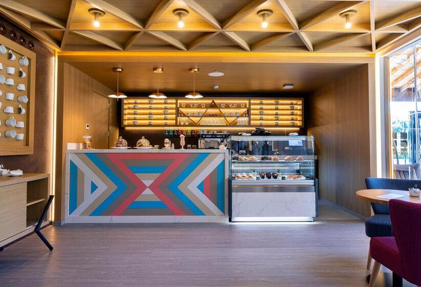 Hipotels Barrosa Palace & Spa