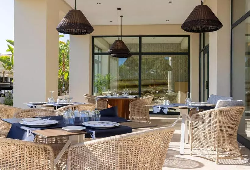 Hipotels Barrosa Palace & Spa