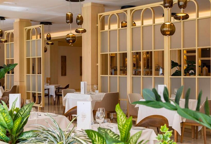 Hipotels Barrosa Palace & Spa