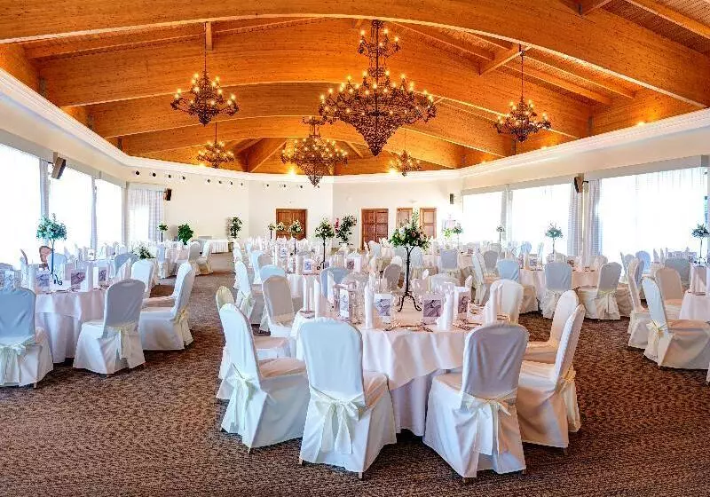 Hipotels Barrosa Palace & Spa