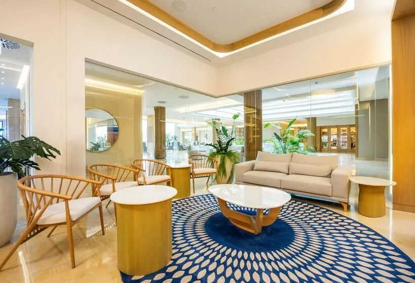 Hipotels Barrosa Palace & Spa