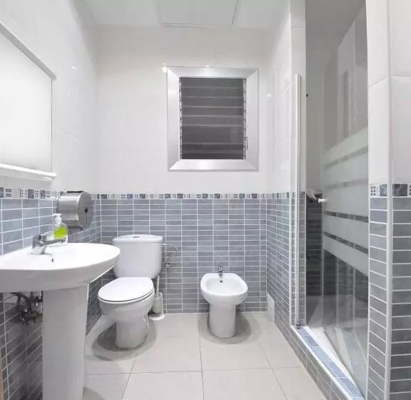 簡易ホテル Barcelona Gotic Guesthouse