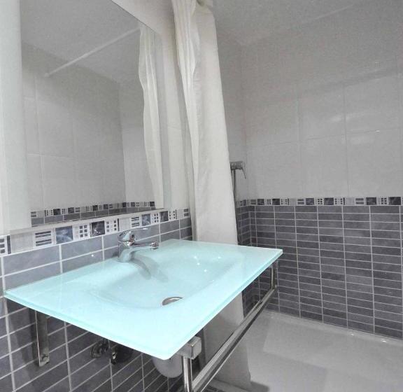 Хостел Barcelona Gotic Guesthouse