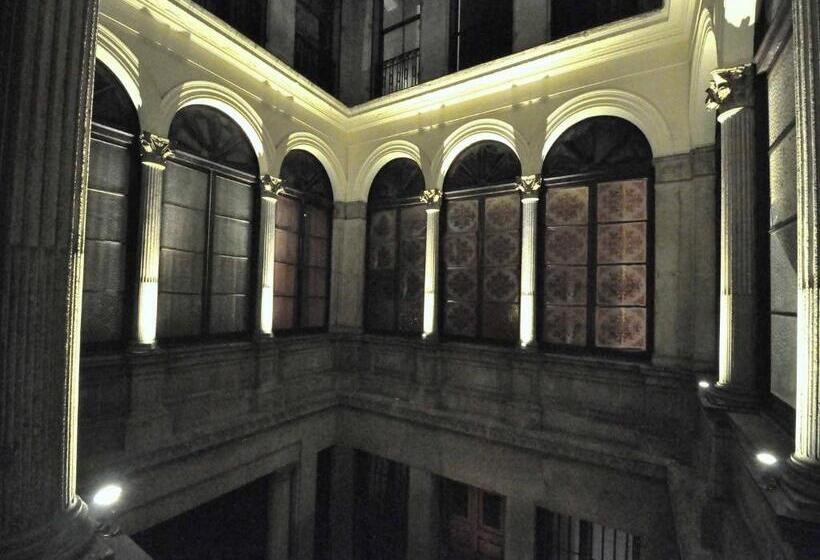 Хостел Barcelona Gotic Guesthouse