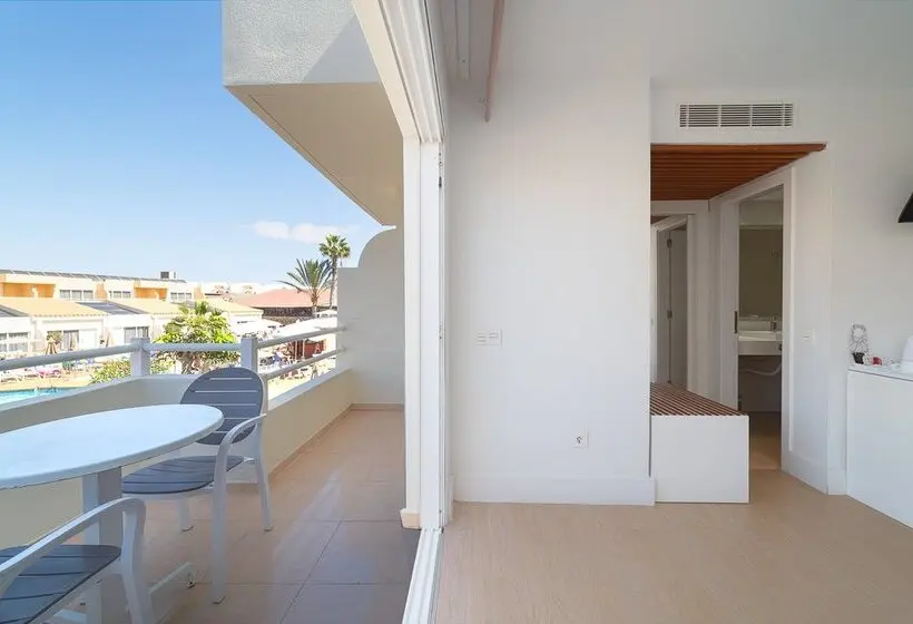 فندق Arena Suite - Adults Only