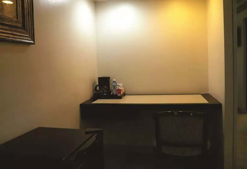 Best Western Hotel Plaza Matamoros