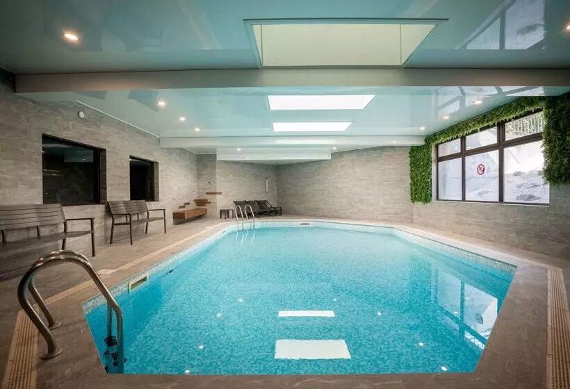 ホテル Best Western Plus Hostellerie Du Vallon