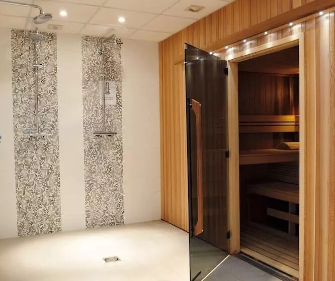 ホテル Best Western Plus Hostellerie Du Vallon