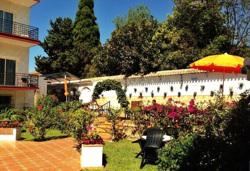 فندق Carmen Teresa