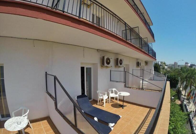 فندق Carmen Teresa