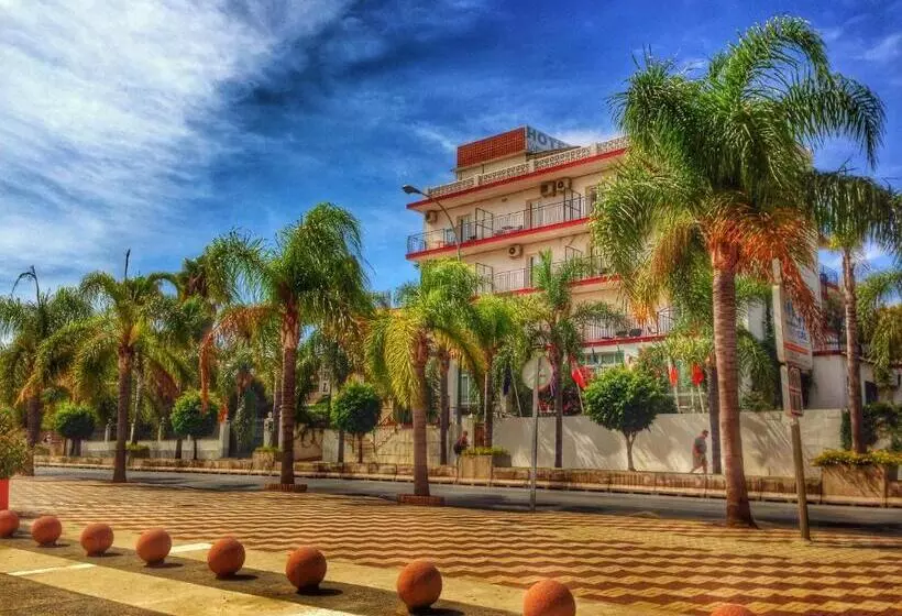 호텔 Carmen Teresa