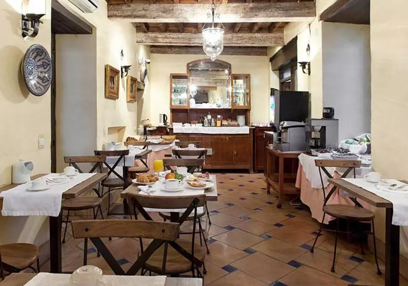 هتل Casa Del Capitel Nazari