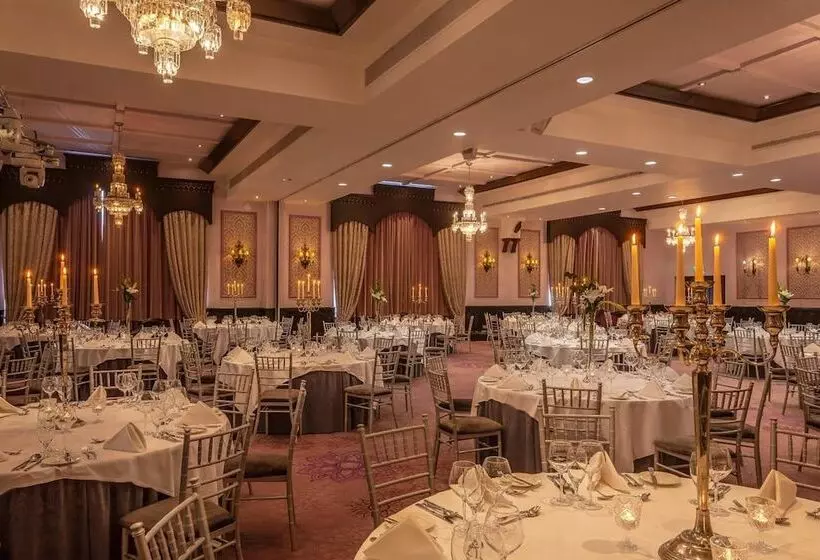 בית מלון כפרי Clontarf Castle