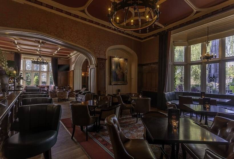 호텔 Clontarf Castle