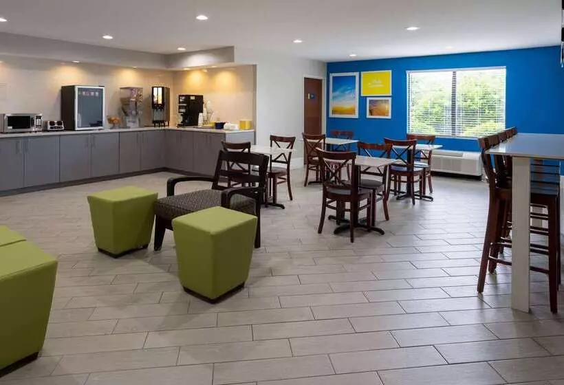 酒店 Days Inn By Wyndham Louisburg