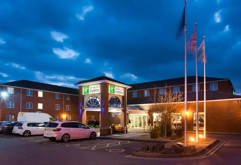 ホテル Holiday Inn Express Southampton West, An Ihg