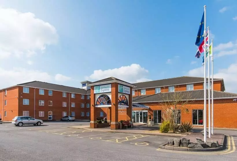ホテル Holiday Inn Express Southampton West, An Ihg