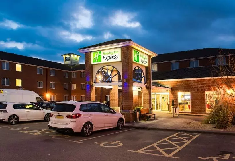 ホテル Holiday Inn Express Southampton West, An Ihg