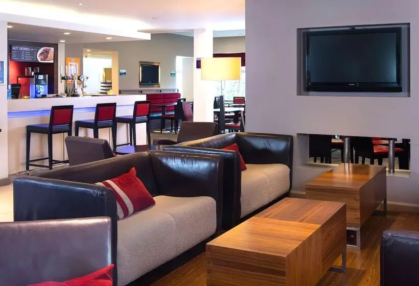 ホテル Holiday Inn Express Stoke On Trent, An Ihg