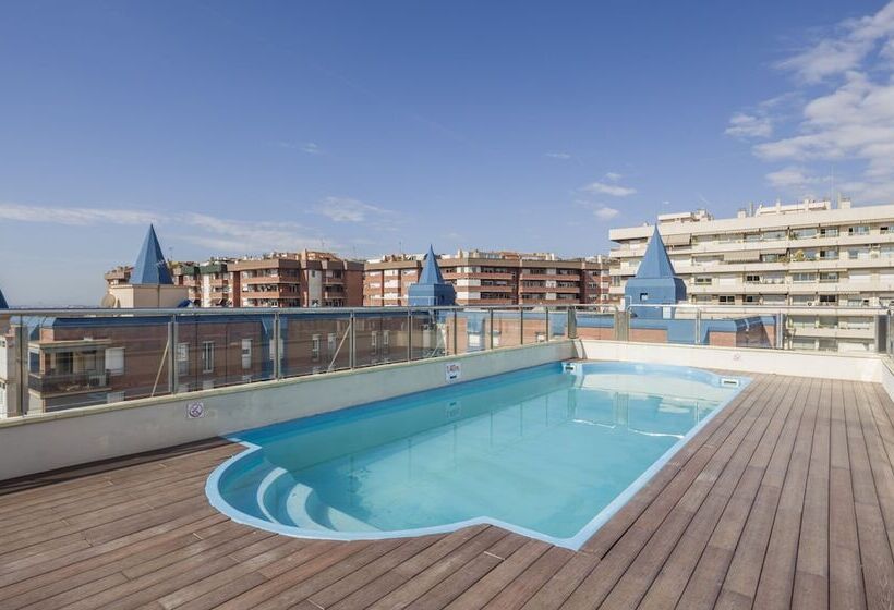 Отель Ilunion Les Corts Spa