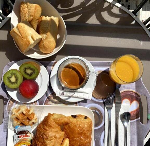 فندق Kyriad Direct Beziers Centre