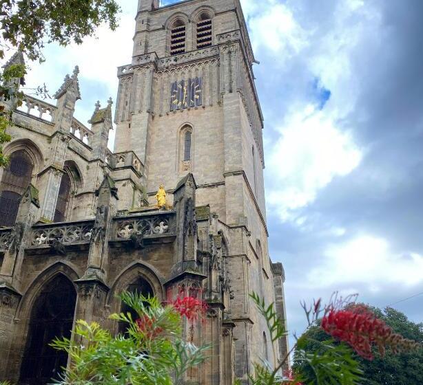 فندق Kyriad Direct Beziers Centre