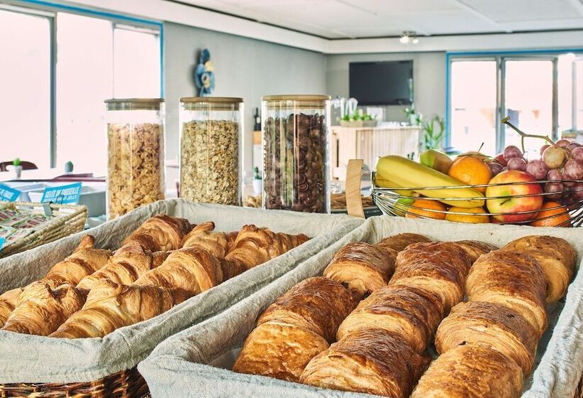 Hotel Kyriad Direct Evreux