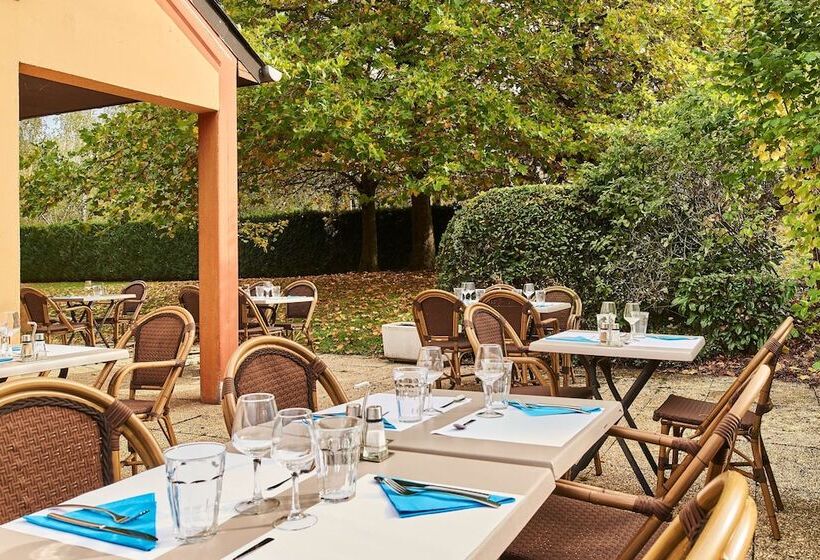 Hotel Kyriad Direct Evreux