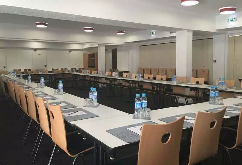 ホテル Kyriad Le Bourget Centre  Parc Des Expositions