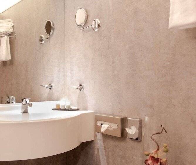 B&b Hotel Mons Centre