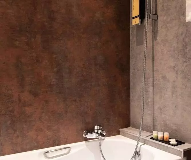 B&b Hotel Mons Centre