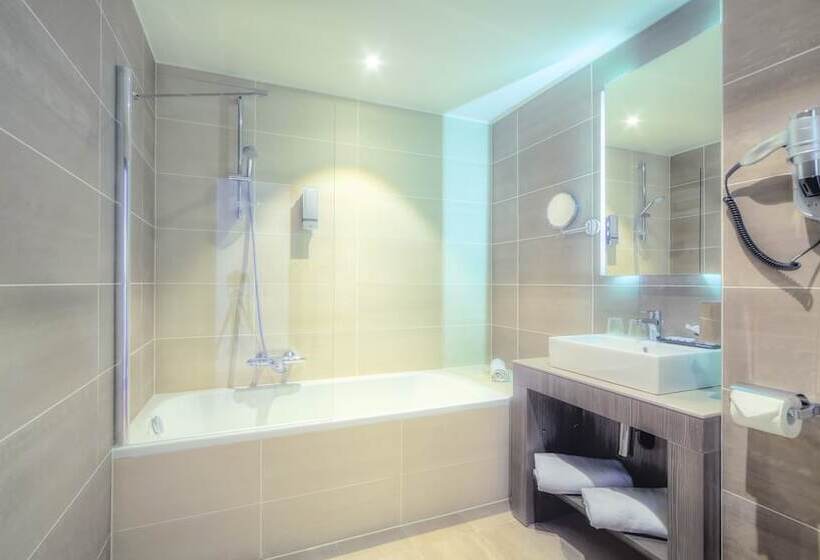 B&b Hotel Mons Centre