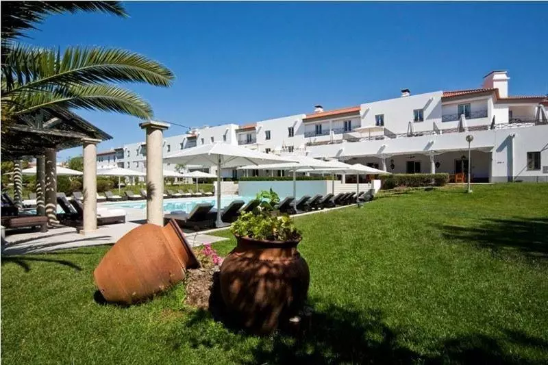 هتل M'ar De Ar Muralhas