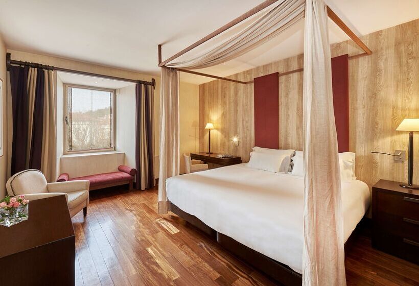 בית מלון כפרי NH Collection Palacio De Burgos