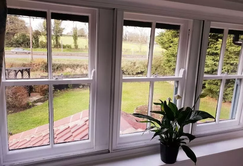 호텔 Orles Barn Guest House