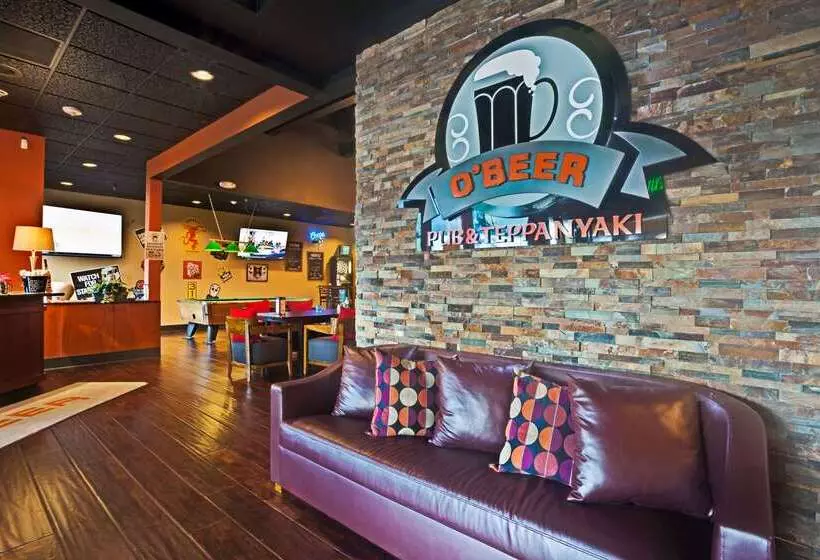 ホテル Ramada By Wyndham Tukwila Southcenter