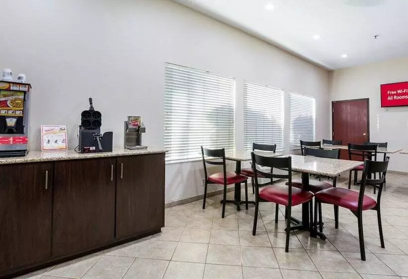 Отель Red Roof Inn Carrollton