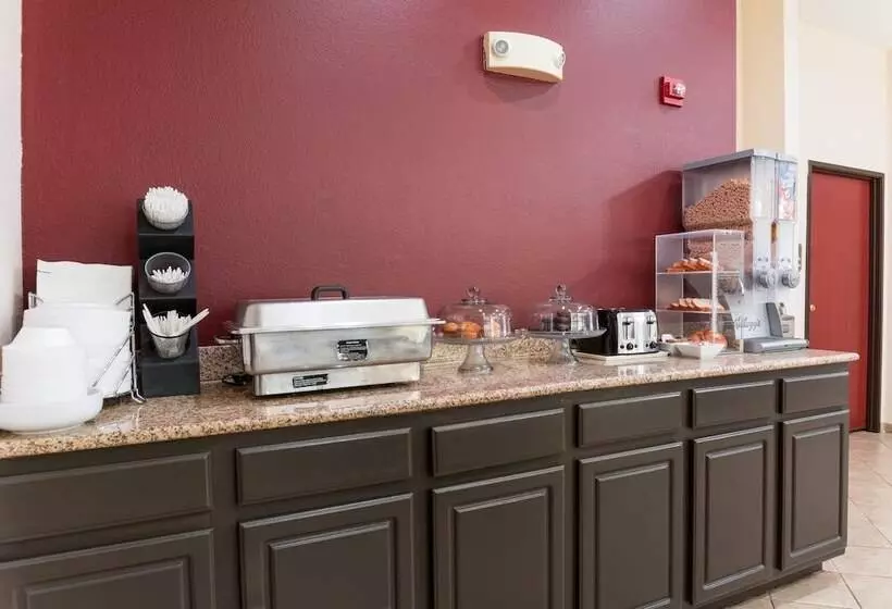 Отель Red Roof Inn Carrollton