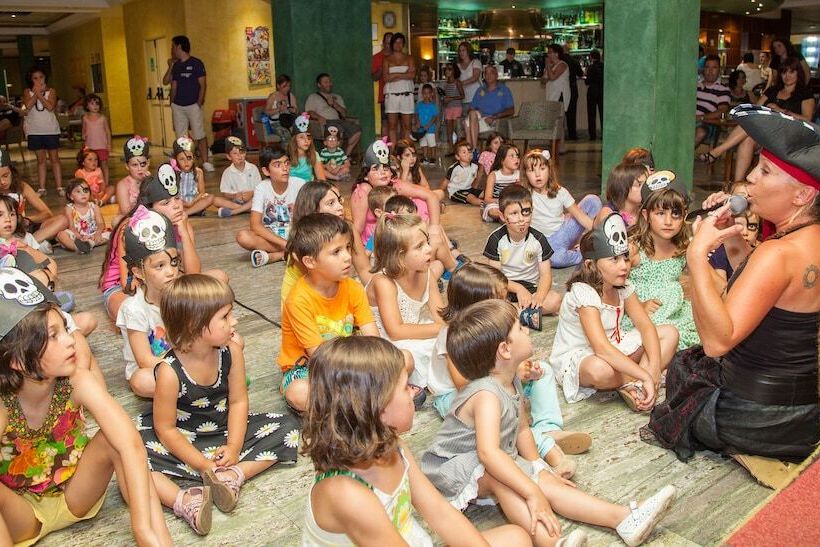 Отель Rh Vinaros Playa & Spa 4* Sup