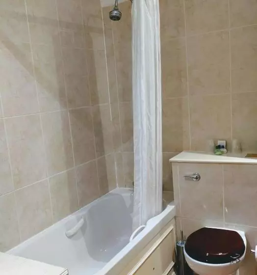 London Beach Country Hotel & Golf Club