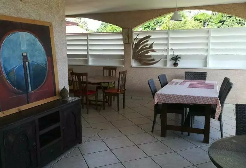 پانسیون La Villa Pitaya