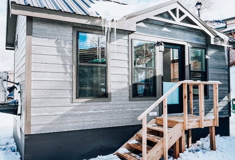 فندق فئة نجمة واحدة Powderhorn Lodging