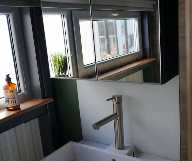 Hostelli Powderhorn Lodging