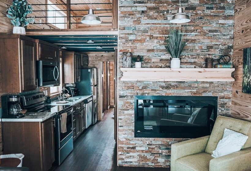 فندق فئة نجمة واحدة Powderhorn Lodging