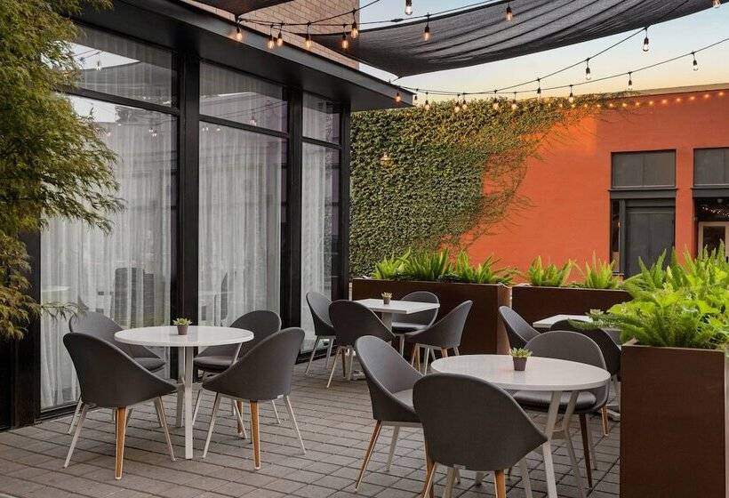 Ac Hotel By Marriott Santa Rosa Sonoma Wine Country