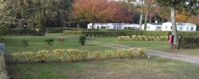 Hotelli Camping De La Grande Lande