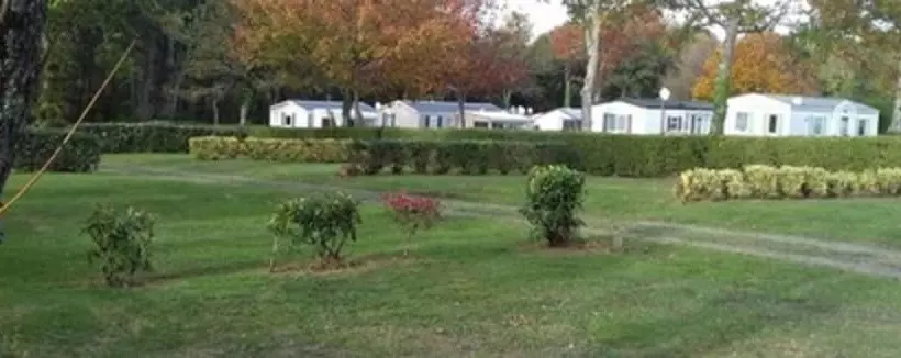 Hotelli Camping De La Grande Lande