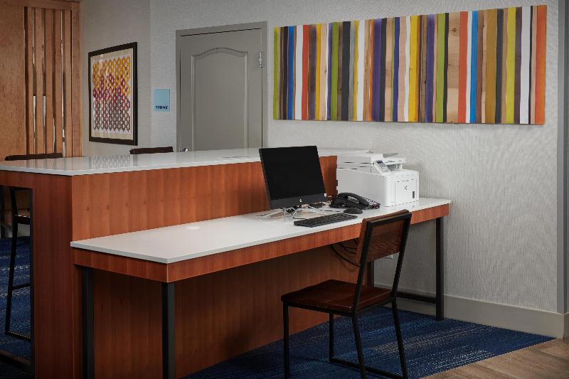 Hotel Holiday Inn Express   Lockport, An Ihg