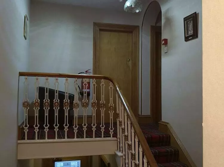 ペンション Granville Guest House